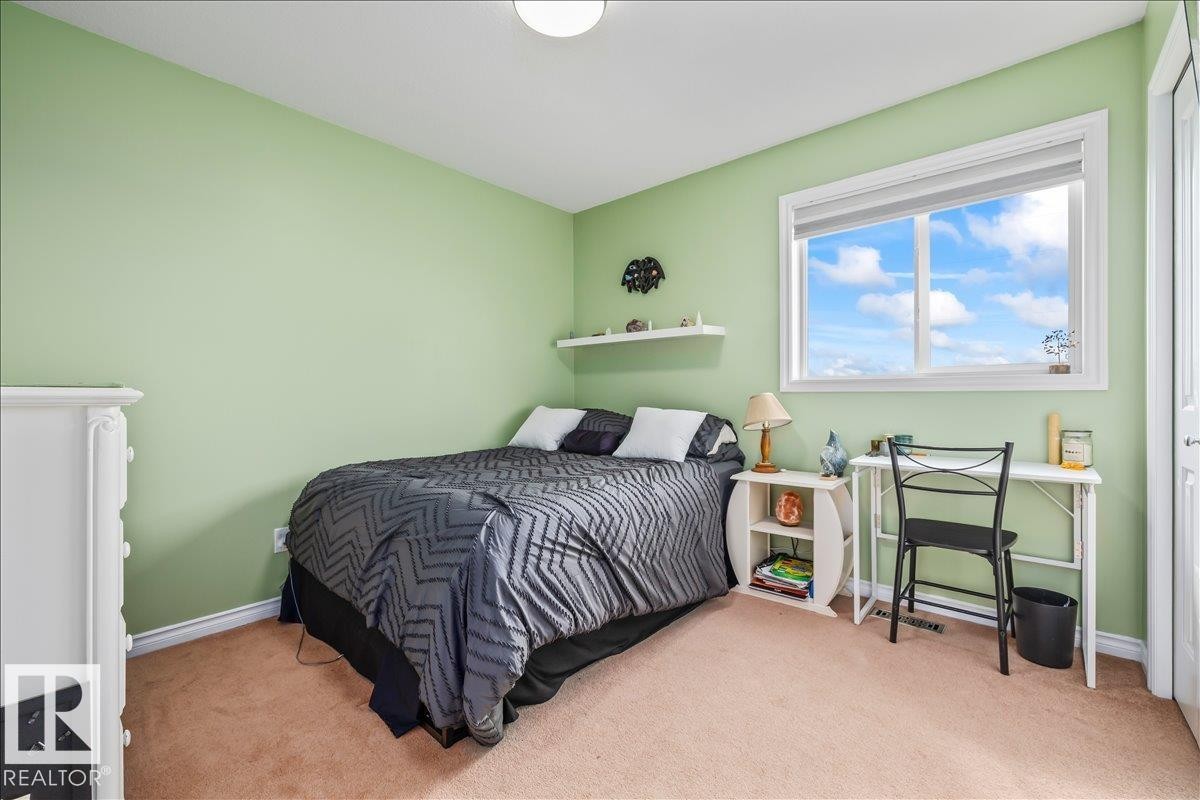 












76 NAPOLEON CR

,
St. Albert,




Alberta
T8N1C8

