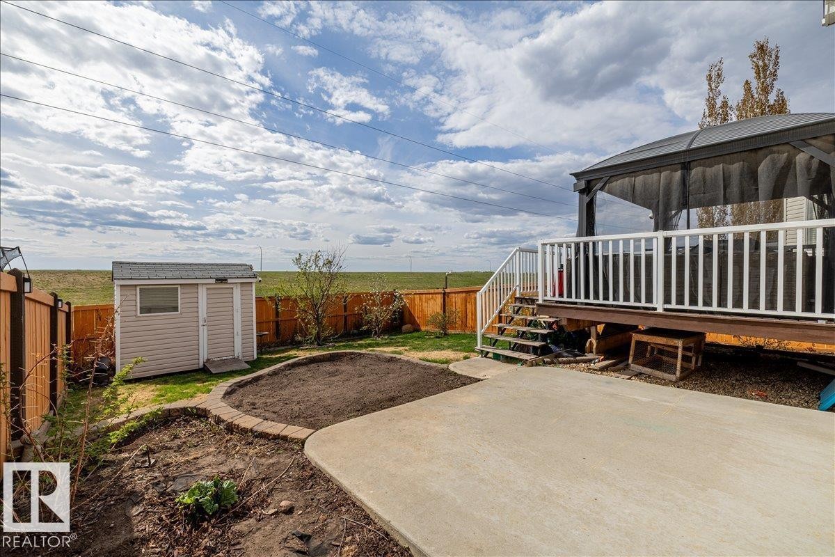 












76 NAPOLEON CR

,
St. Albert,




Alberta
T8N1C8

