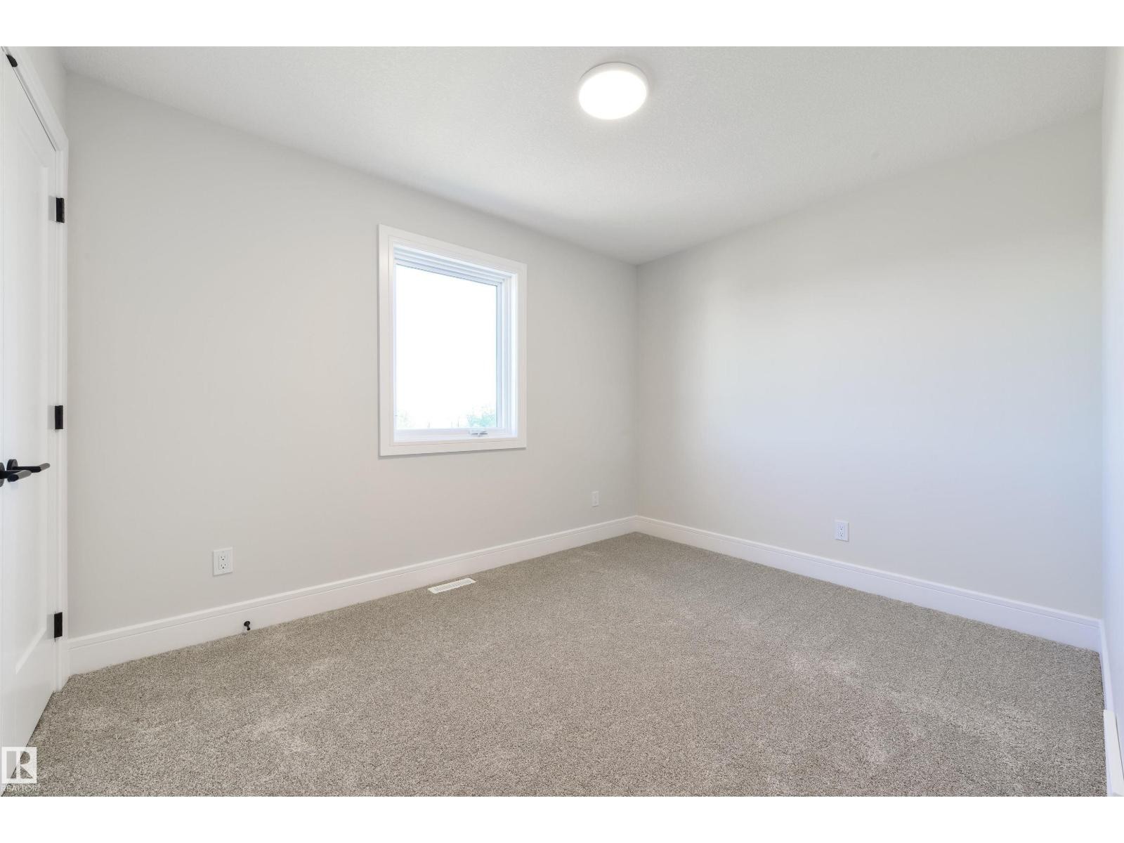 












1311 Hawks Ridge Link NW

,
Edmonton,




Alberta
T5S0X5

