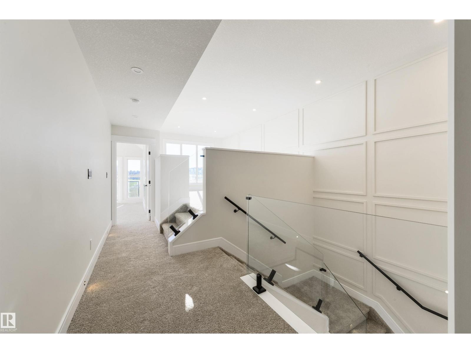 












1311 Hawks Ridge Link NW

,
Edmonton,




Alberta
T5S0X5

