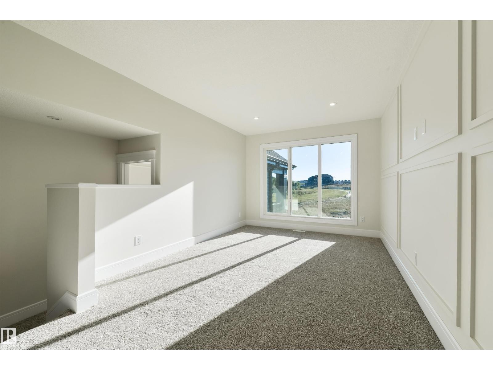 












1311 Hawks Ridge Link NW

,
Edmonton,




Alberta
T5S0X5

