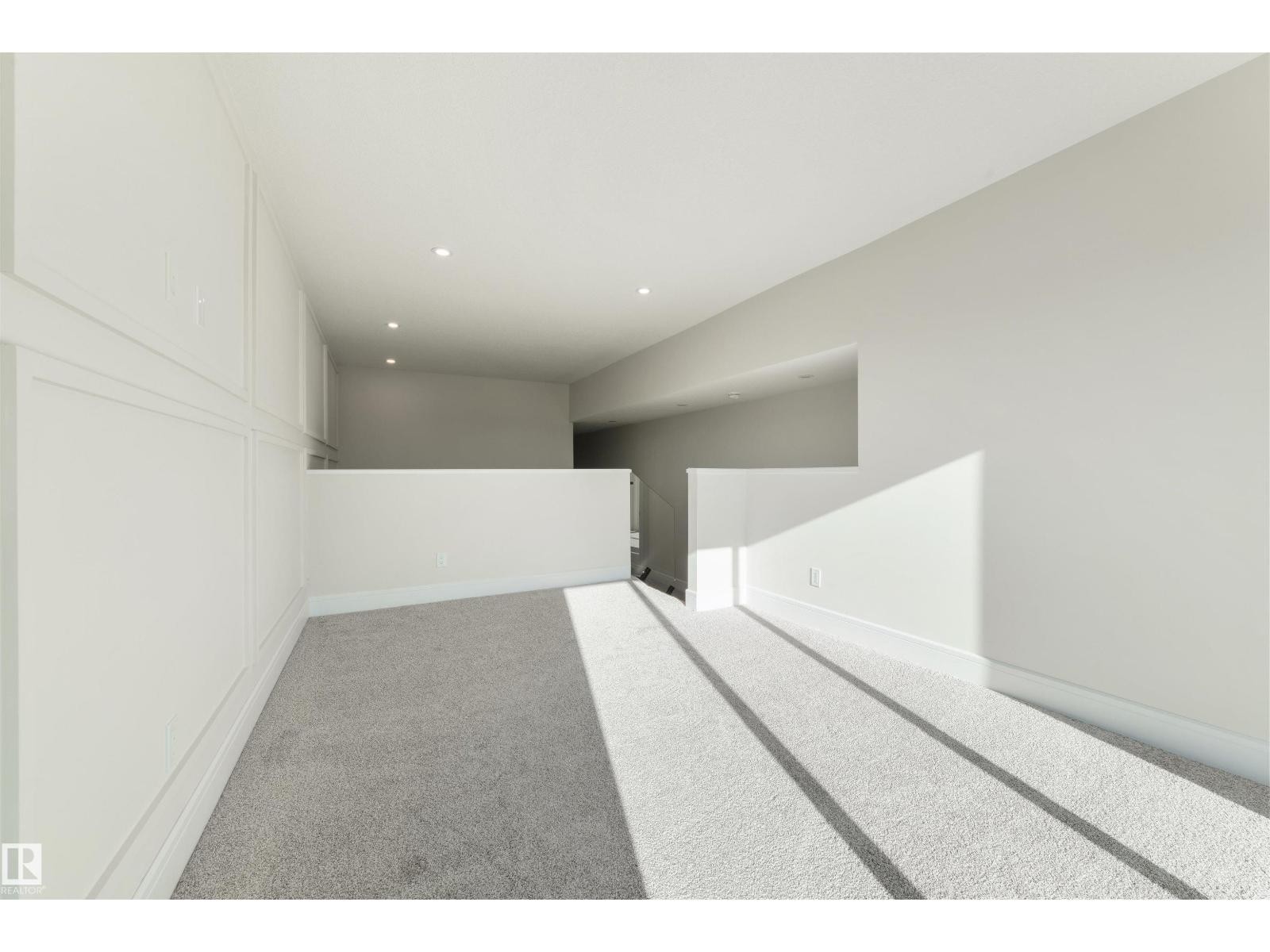 












1311 Hawks Ridge Link NW

,
Edmonton,




Alberta
T5S0X5

