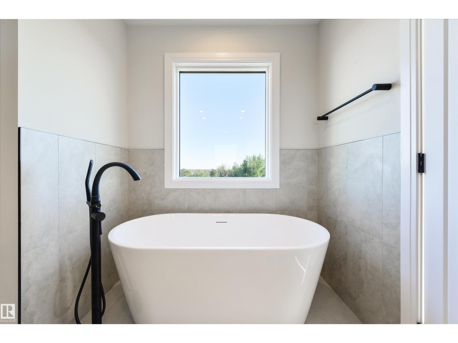 












1311 Hawks Ridge Link NW

,
Edmonton,




Alberta
T5S0X5

