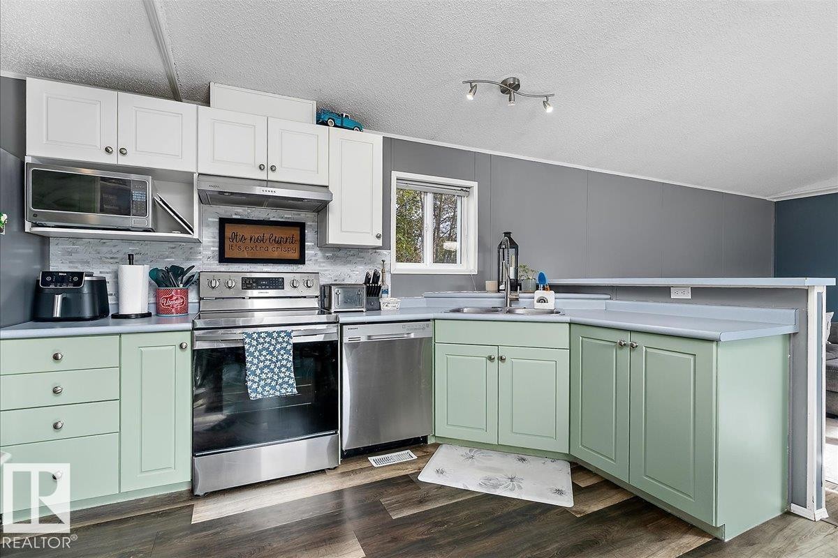 












67 50514 Range Road 202

,
Rural Beaver County,




Alberta
T0B4J2

