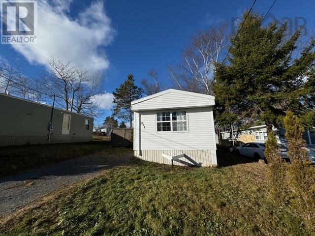 












831 Duggan Drive

,
Beaver Bank,




Nova Scotia
B4E1L4

