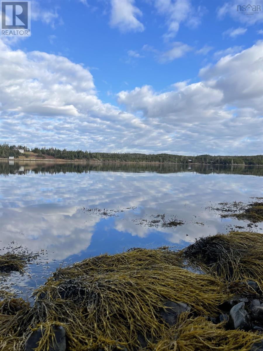 












21-2 West Liscomb Point Road

,
West Liscomb,







Nova Scotia
B0J2A0

