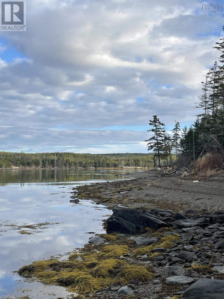 












21-2 West Liscomb Point Road

,
West Liscomb,







Nova Scotia
B0J2A0

