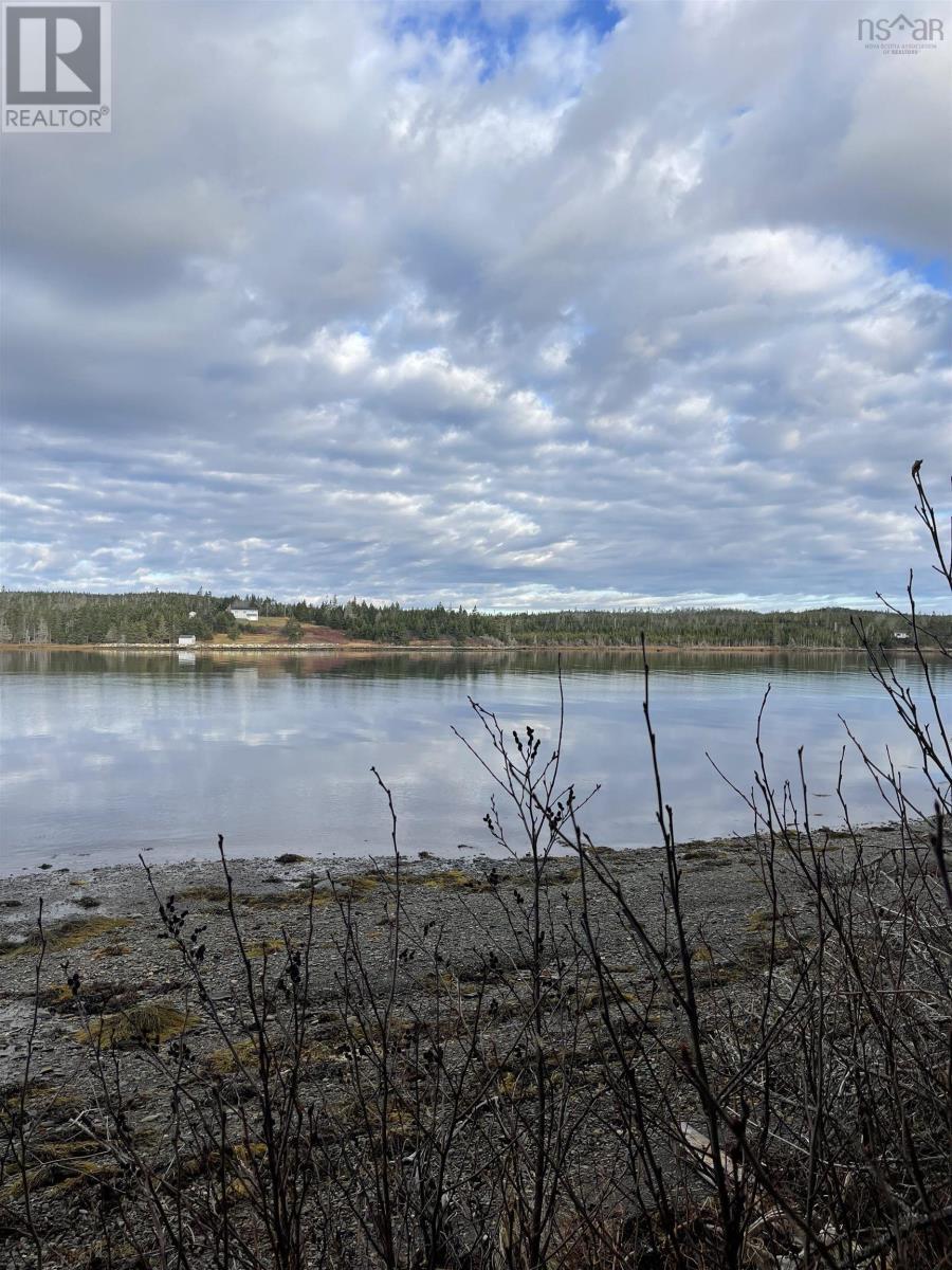 












21-2 West Liscomb Point Road

,
West Liscomb,







Nova Scotia
B0J2A0

