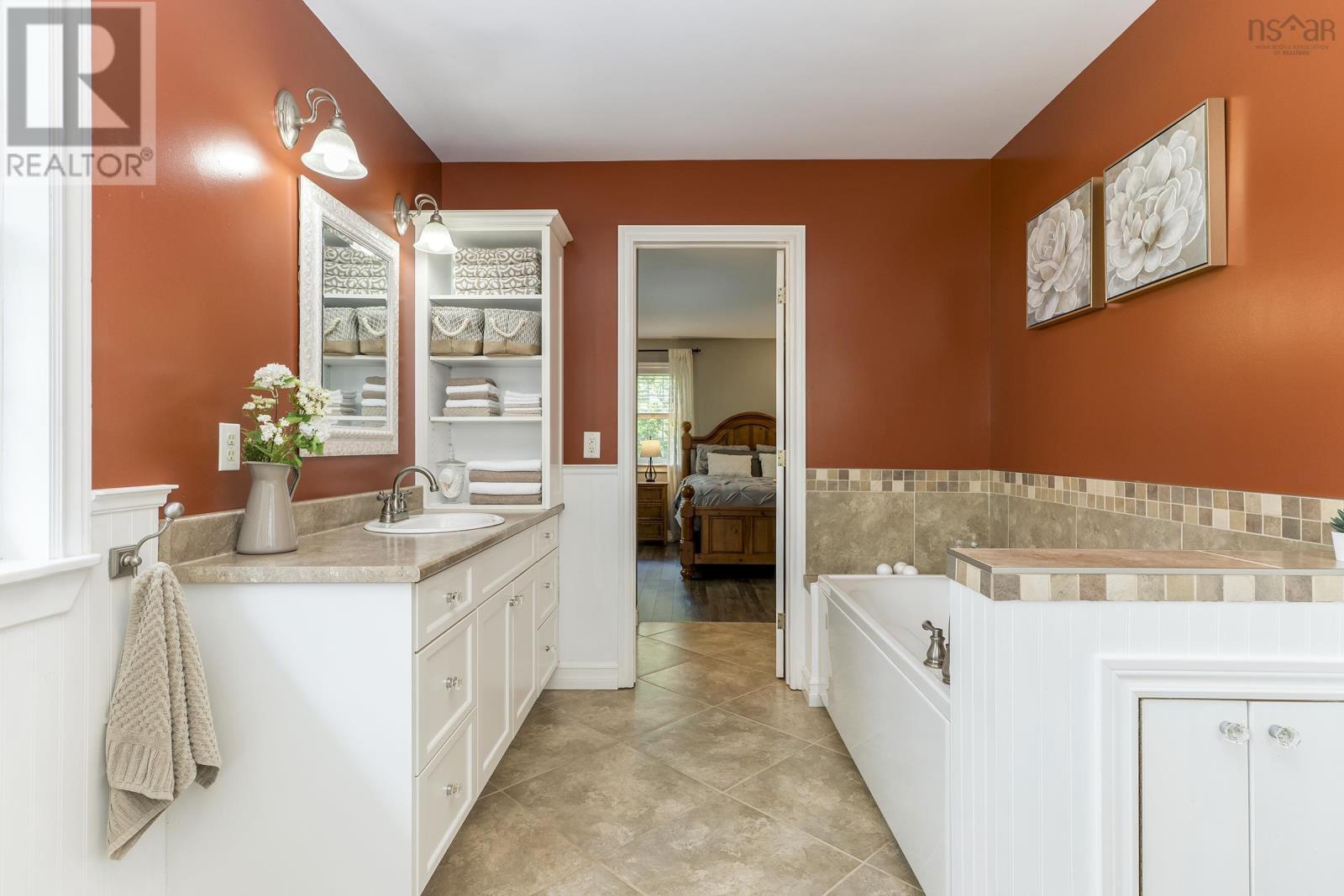 












34 Horne Settlement Rd

,
Enfield,




Nova Scotia
B2T1A7

