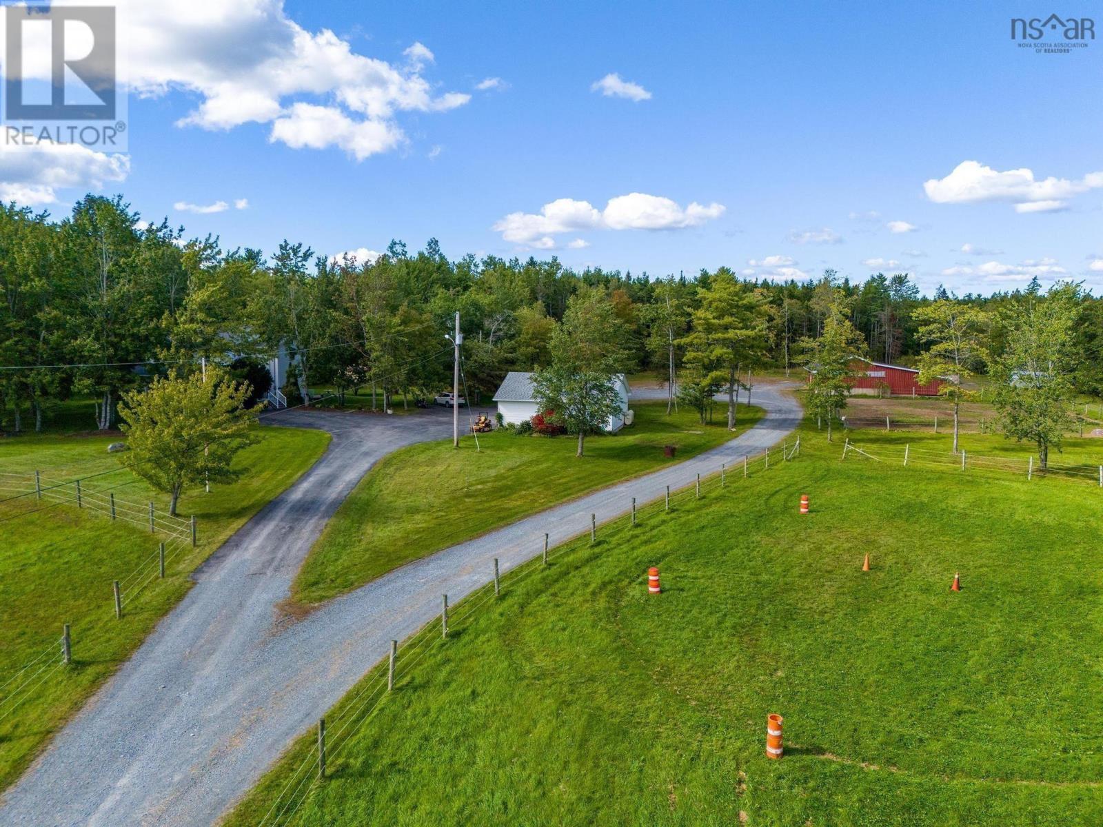 












34 Horne Settlement Road

,
Enfield,







Nova Scotia
B2T1A7

