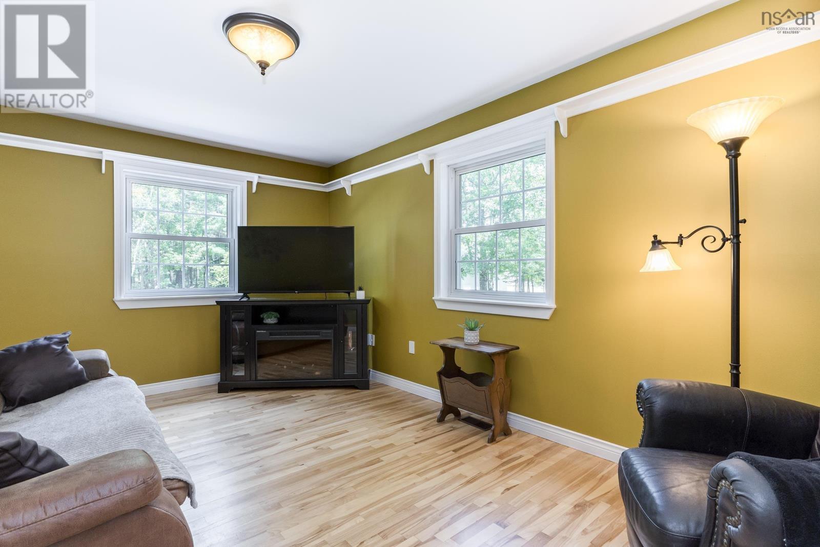 












34 Horne Settlement Road

,
Enfield,







Nova Scotia
B2T1A7

