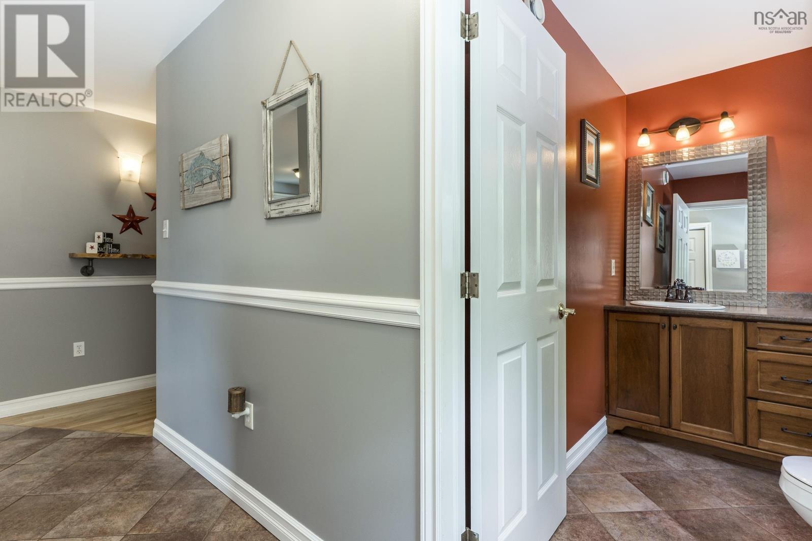 












34 Horne Settlement Road

,
Enfield,







Nova Scotia
B2T1A7

