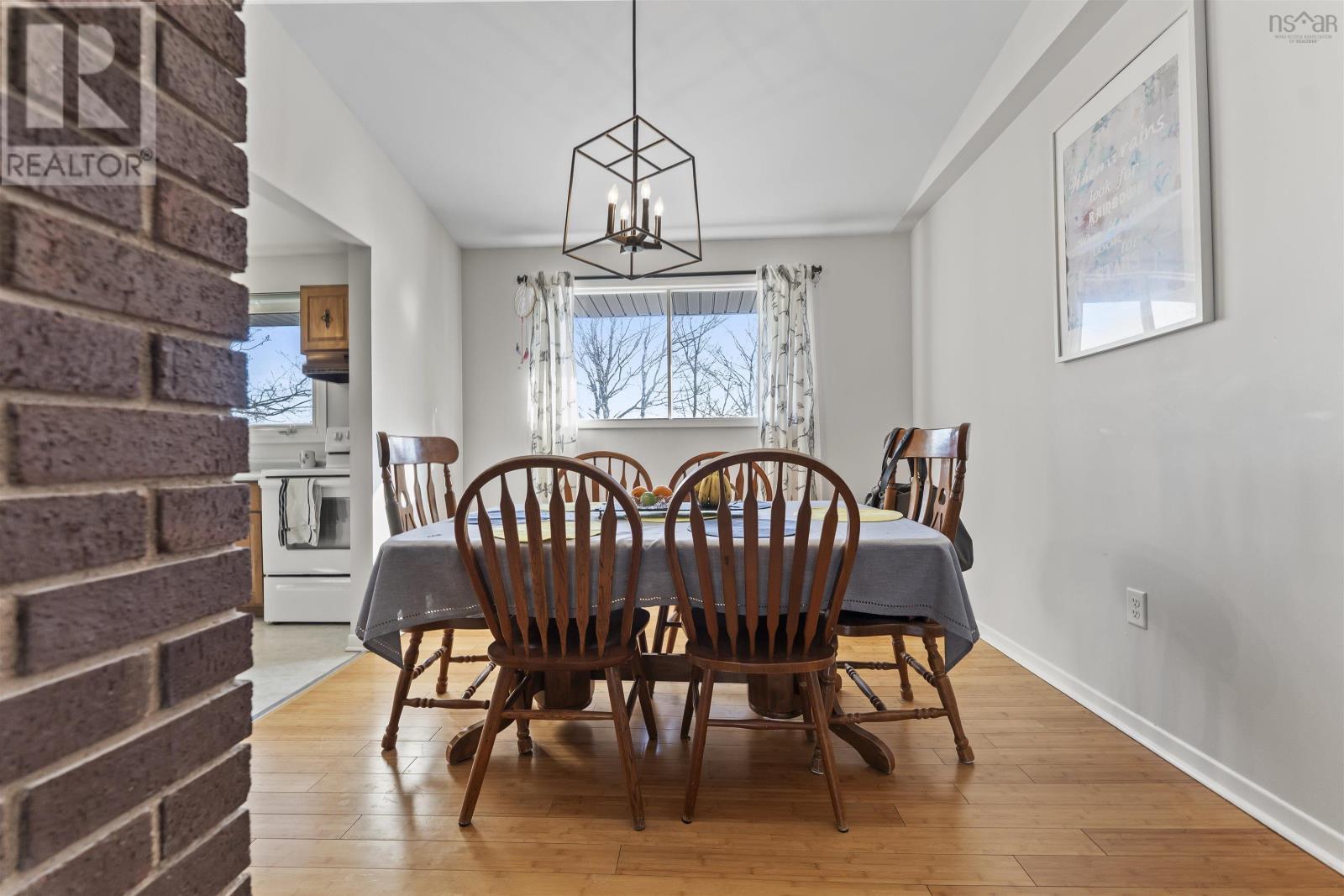 












32 Delwood Pl

,
Colby Village,




Nova Scotia
B2V1S5


