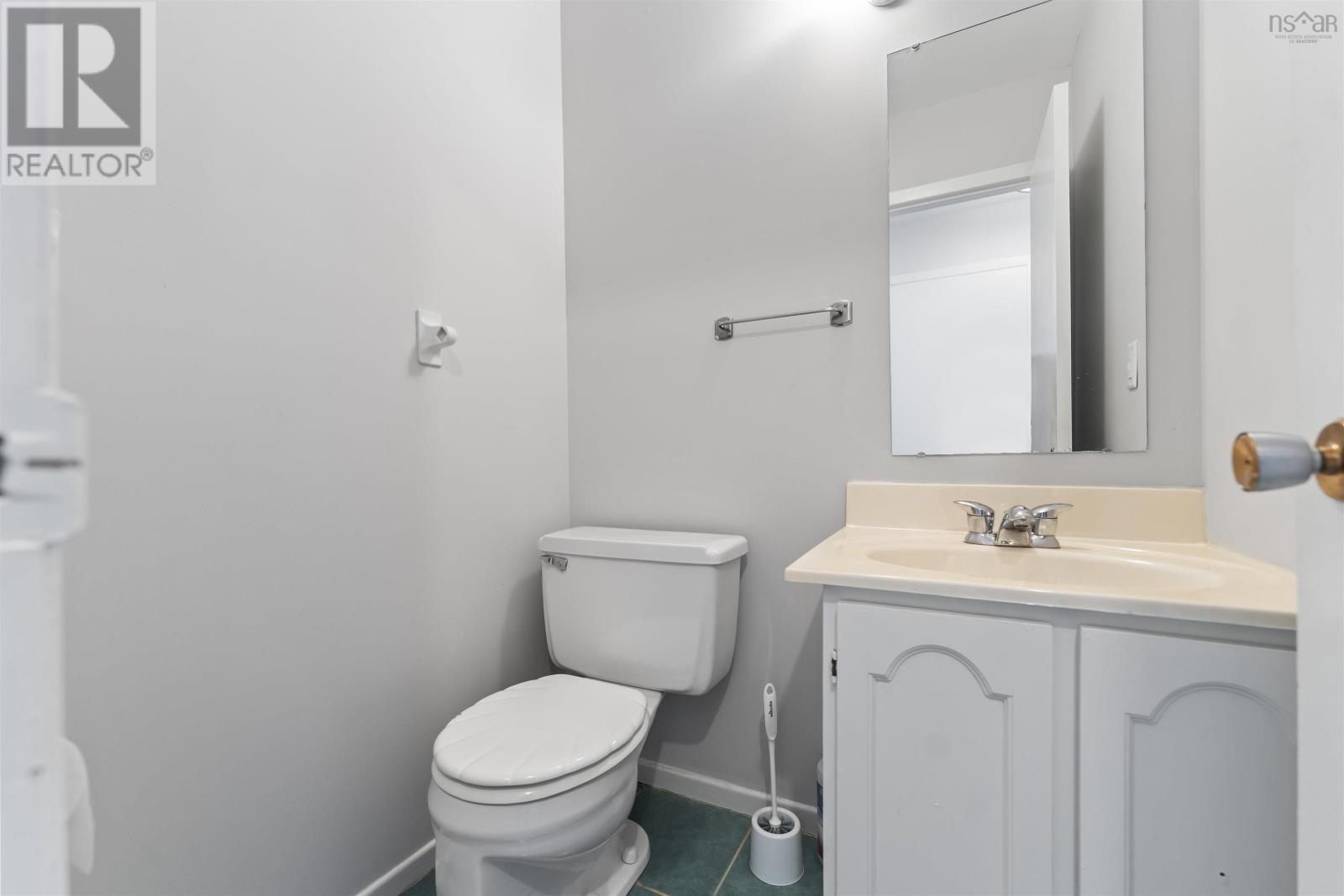 












32 Delwood Pl

,
Colby Village,




Nova Scotia
B2V1S5

