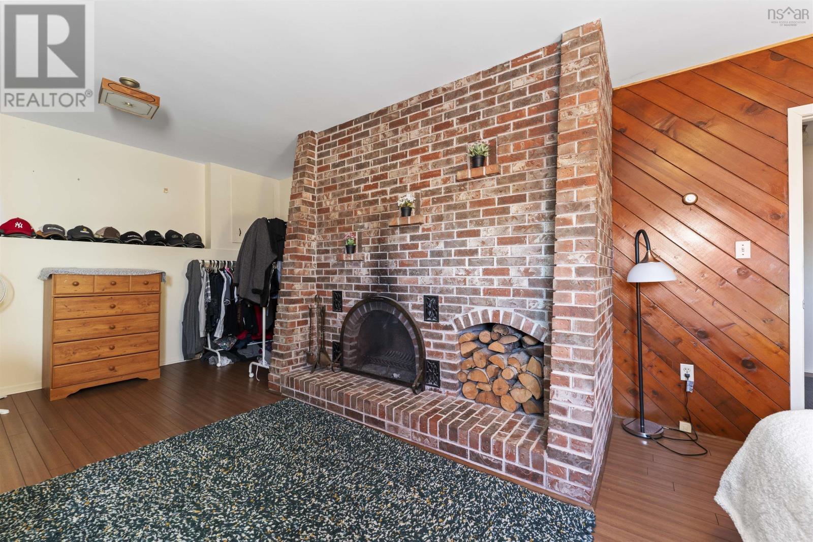 












32 Delwood Pl

,
Colby Village,




Nova Scotia
B2V1S5

