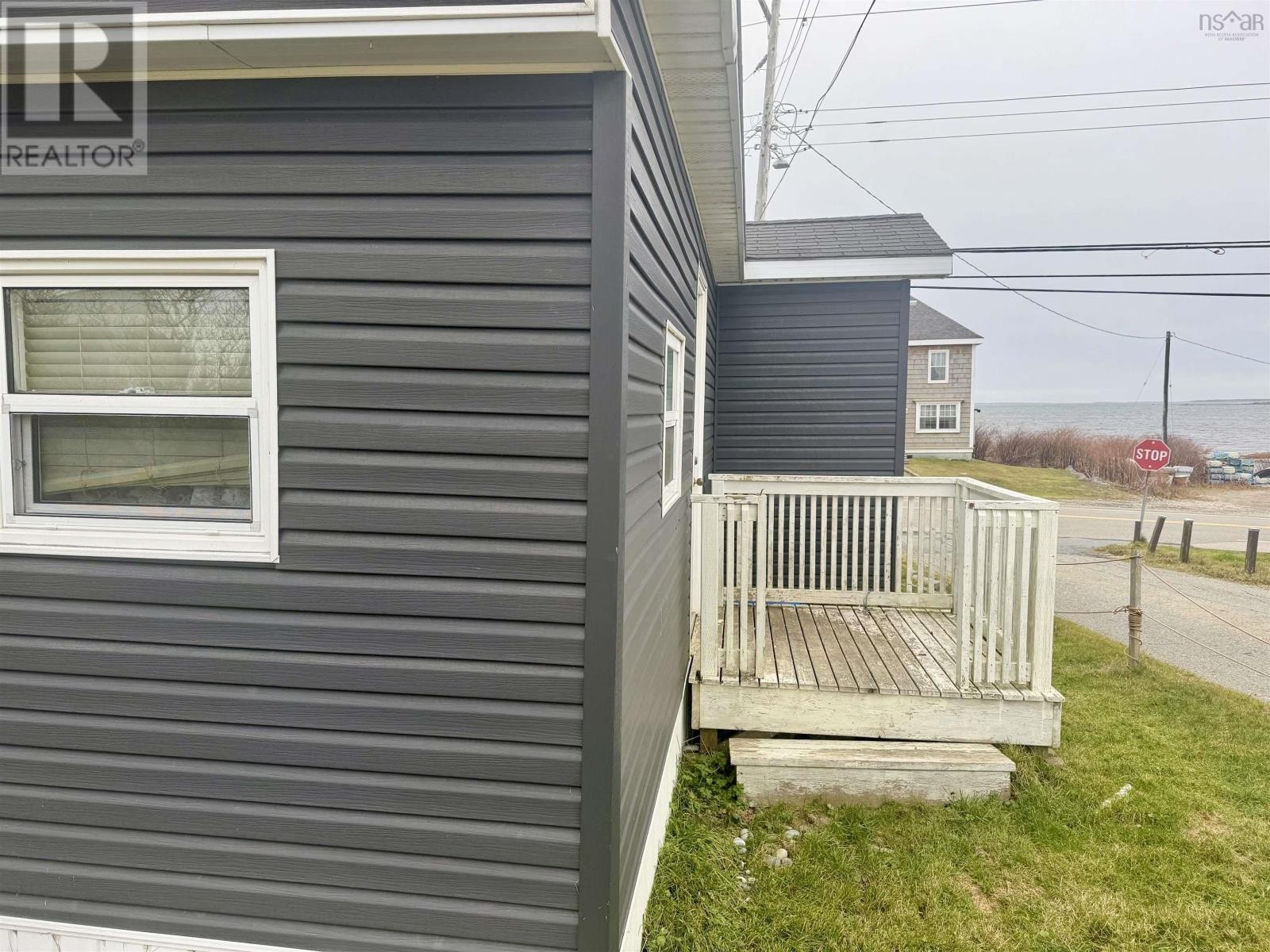 












2961 Main Street

,
Lower Clarks Harbour,




Nova Scotia
B0W1P0


