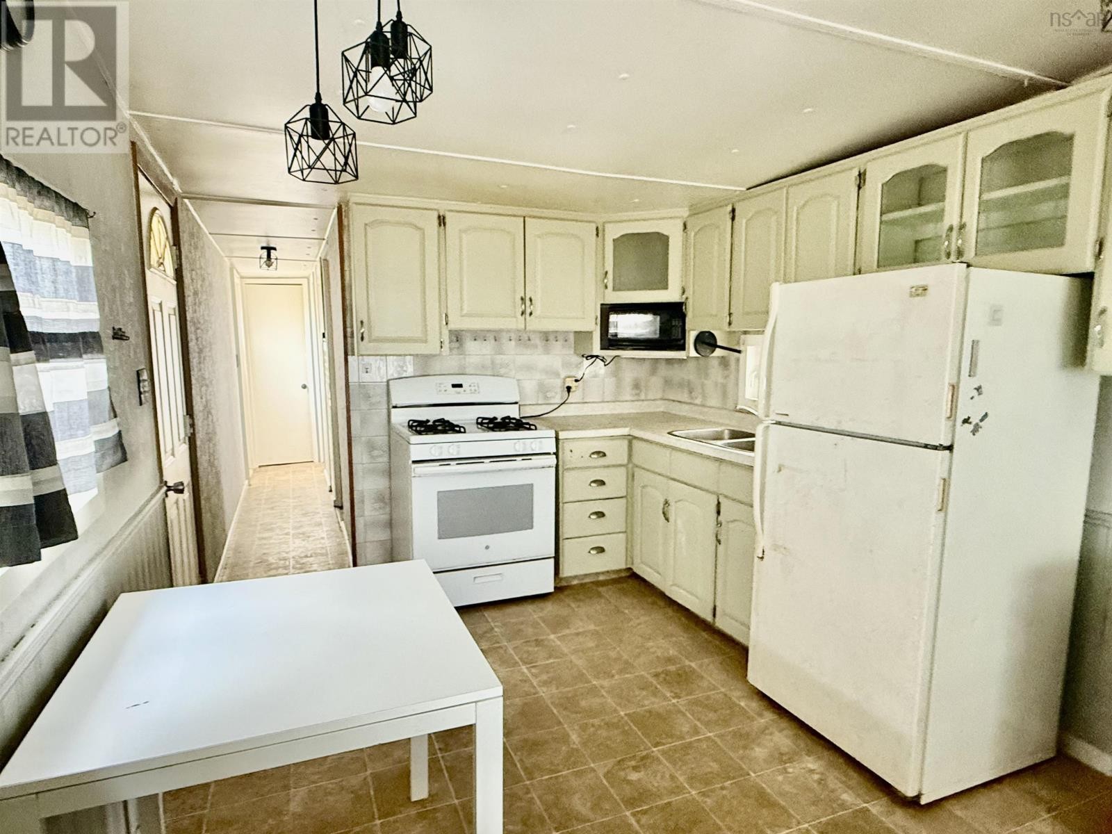 












2961 Main Street

,
Lower Clarks Harbour,




Nova Scotia
B0W1P0

