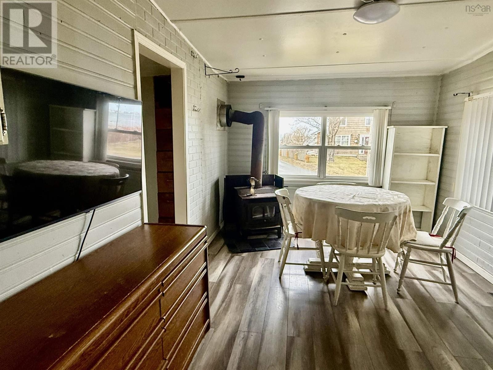 












2961 Main Street

,
Lower Clarks Harbour,




Nova Scotia
B0W1P0

