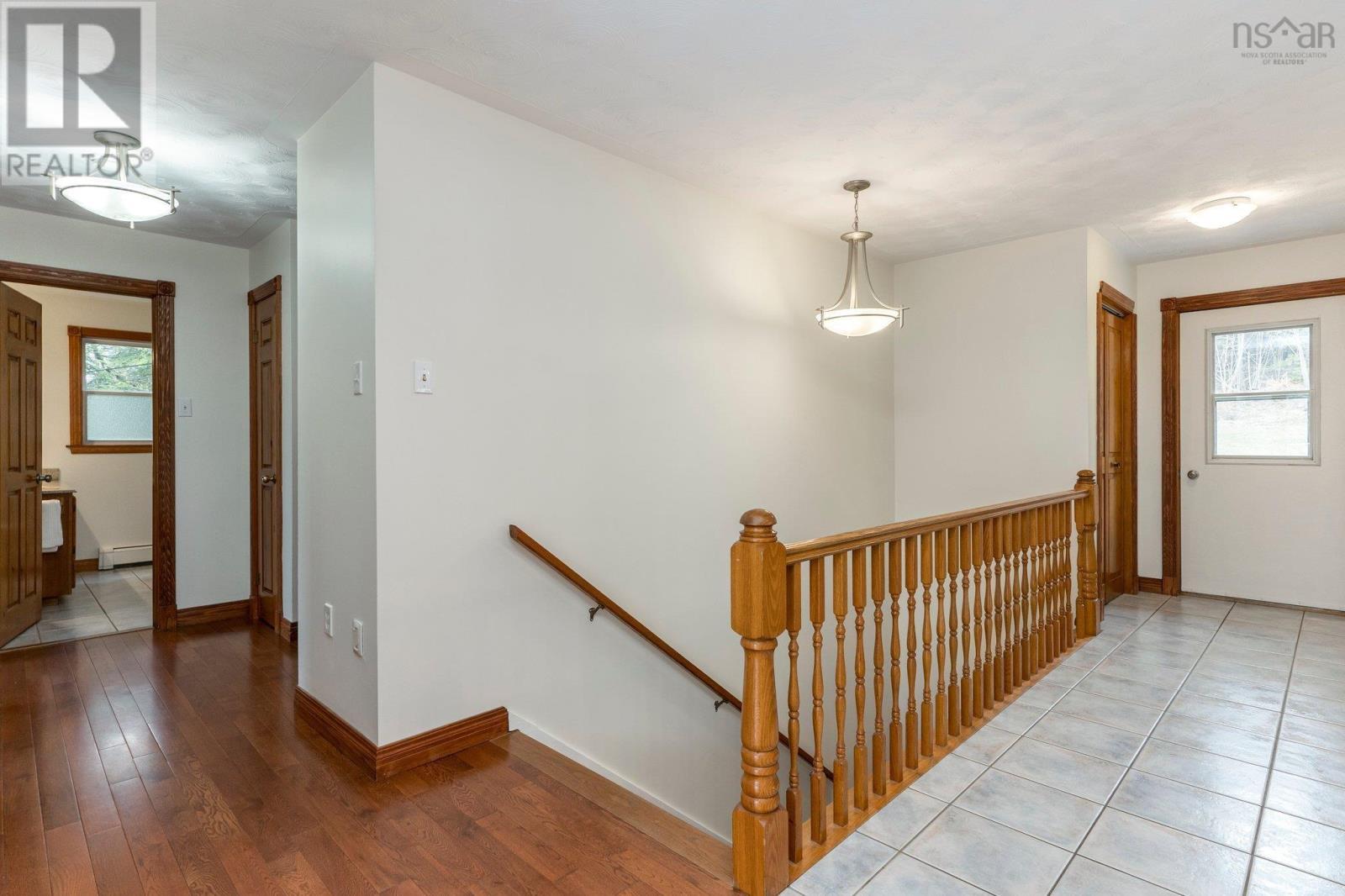 












252 Howe Avenue

,
Fall River,




Nova Scotia
B2T1H7

