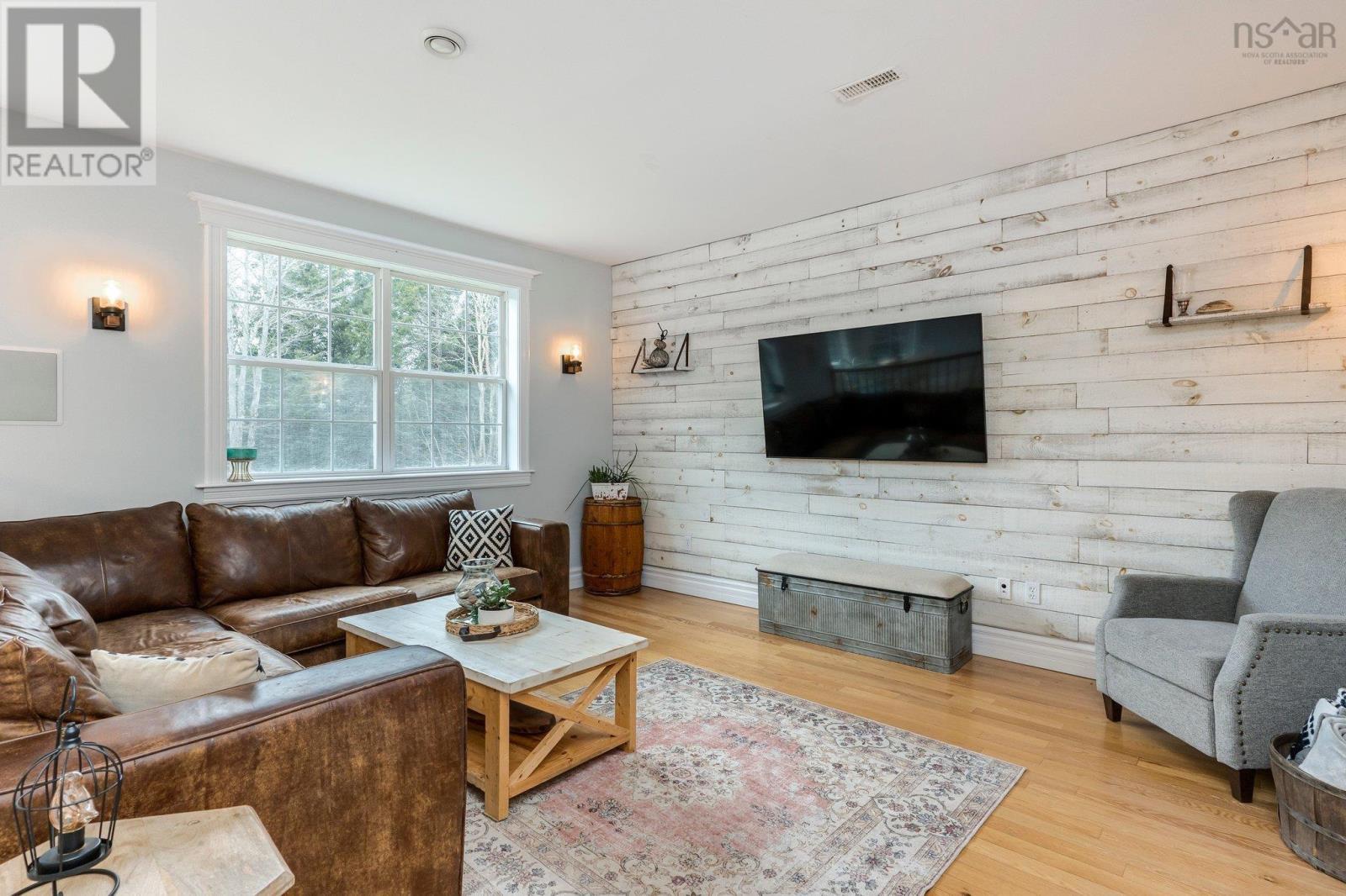 












67 Taylor Drive

,
Windsor Junction,




Nova Scotia
B2T1K7

