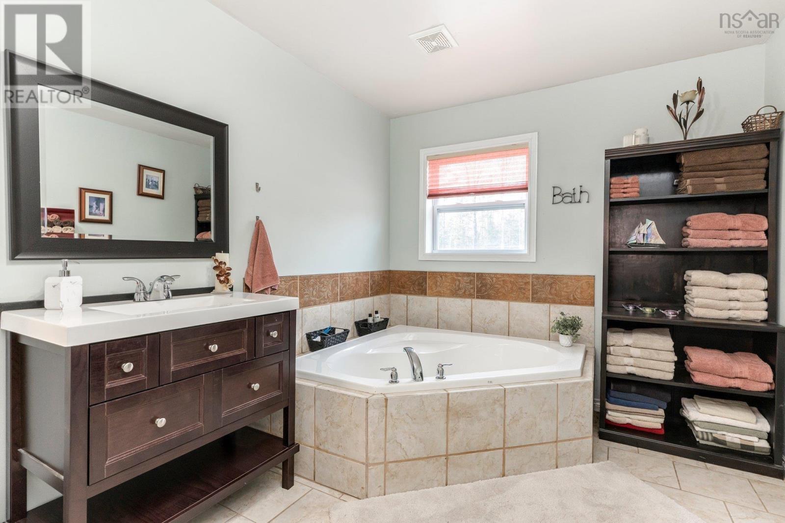 












67 Skyridge Drive

,
Dutch Settlement,




Nova Scotia
B2S2G5

