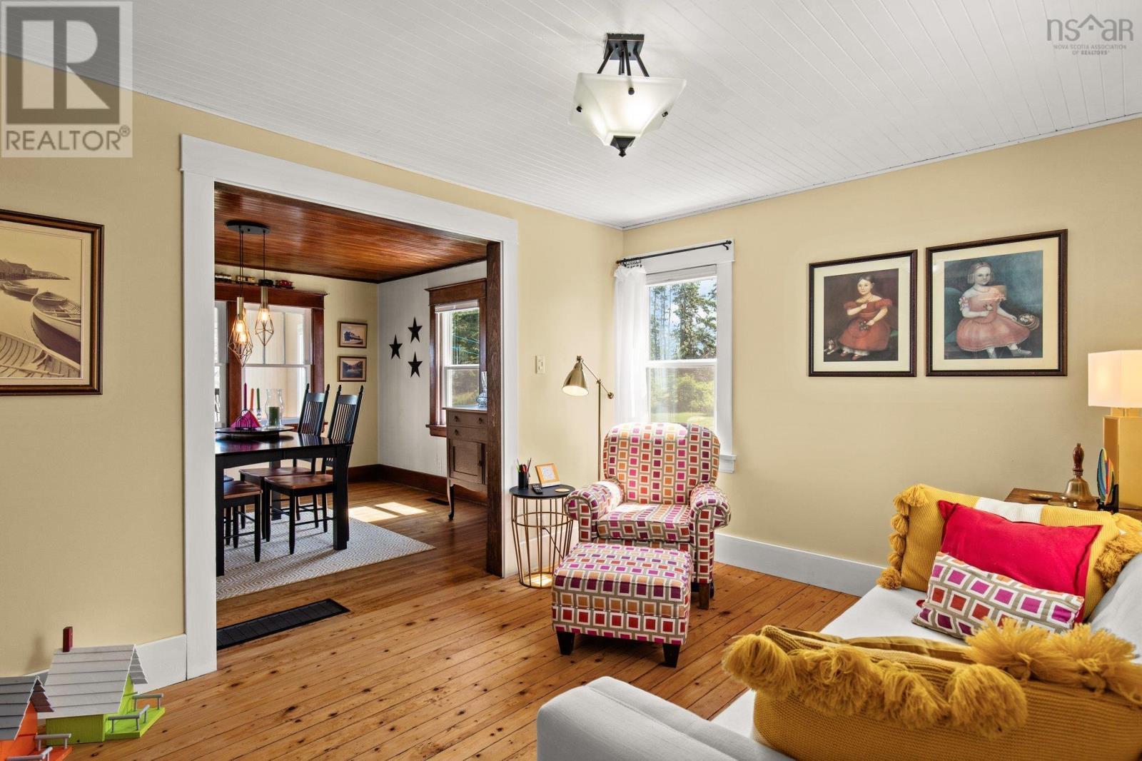 












172 Lintlops Road

,
Murphy Cove,




Nova Scotia
B0J3H0

