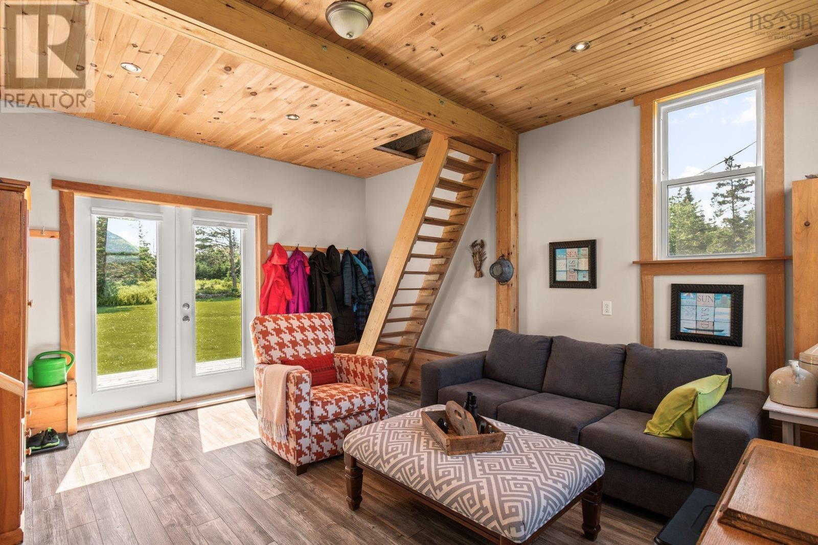 












172 Lintlops Road

,
Murphy Cove,




Nova Scotia
B0J3H0


