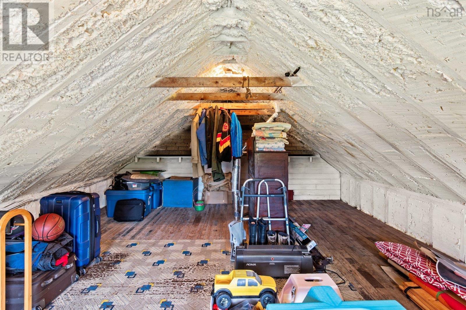 












172 Lintlops Road

,
Murphy Cove,




Nova Scotia
B0J3H0

