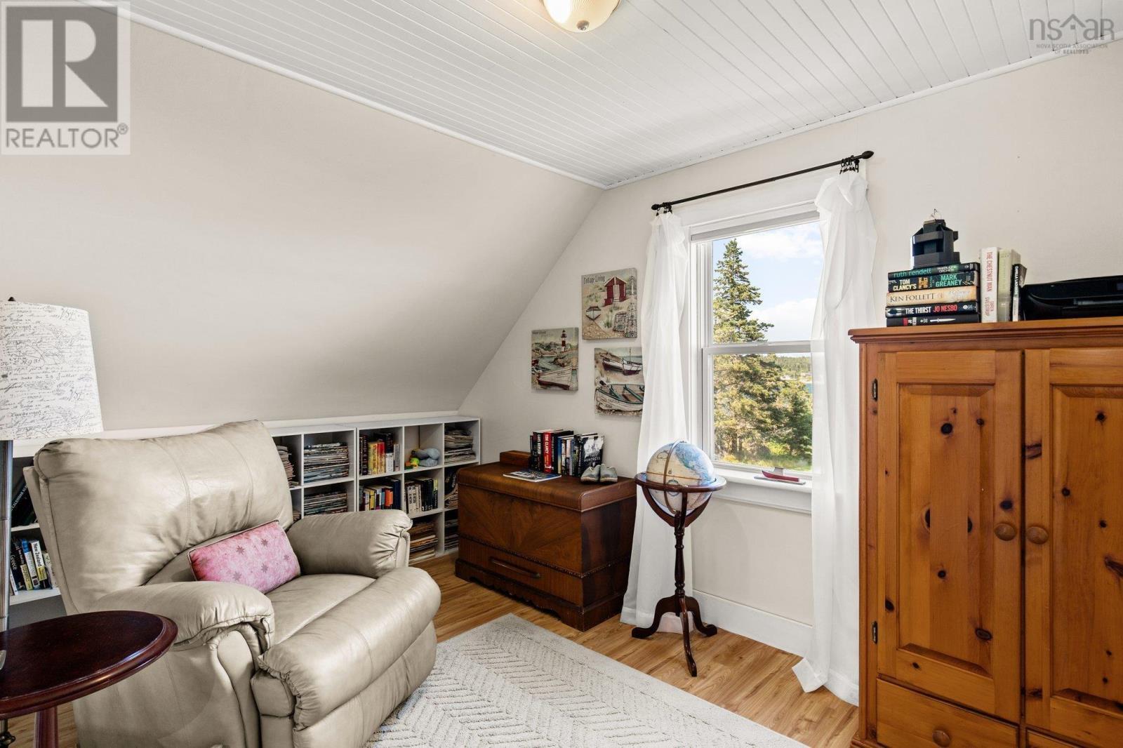












172 Lintlops Road

,
Murphy Cove,




Nova Scotia
B0J3H0

