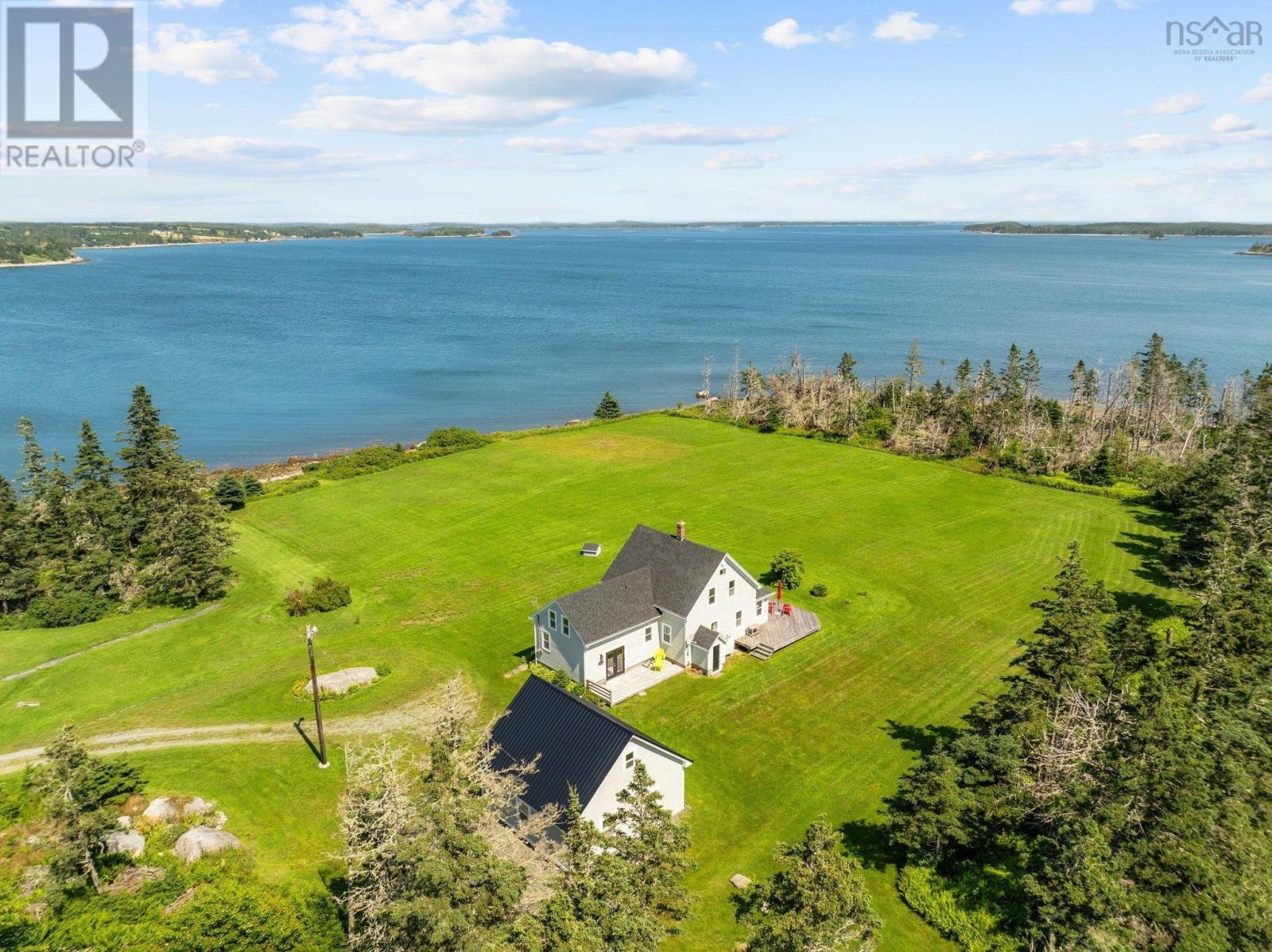












172 Lintlops Road

,
Murphy Cove,




Nova Scotia
B0J3H0

