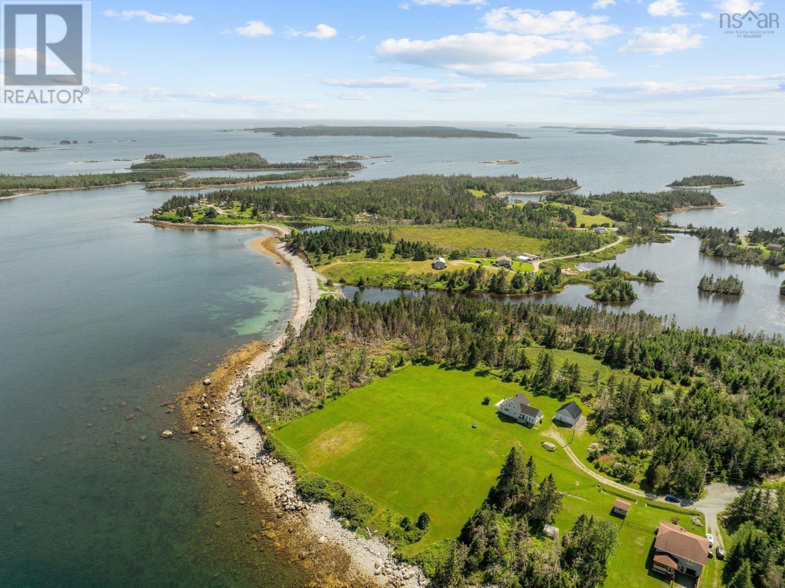 












172 Lintlops Road

,
Murphy Cove,




Nova Scotia
B0J3H0

