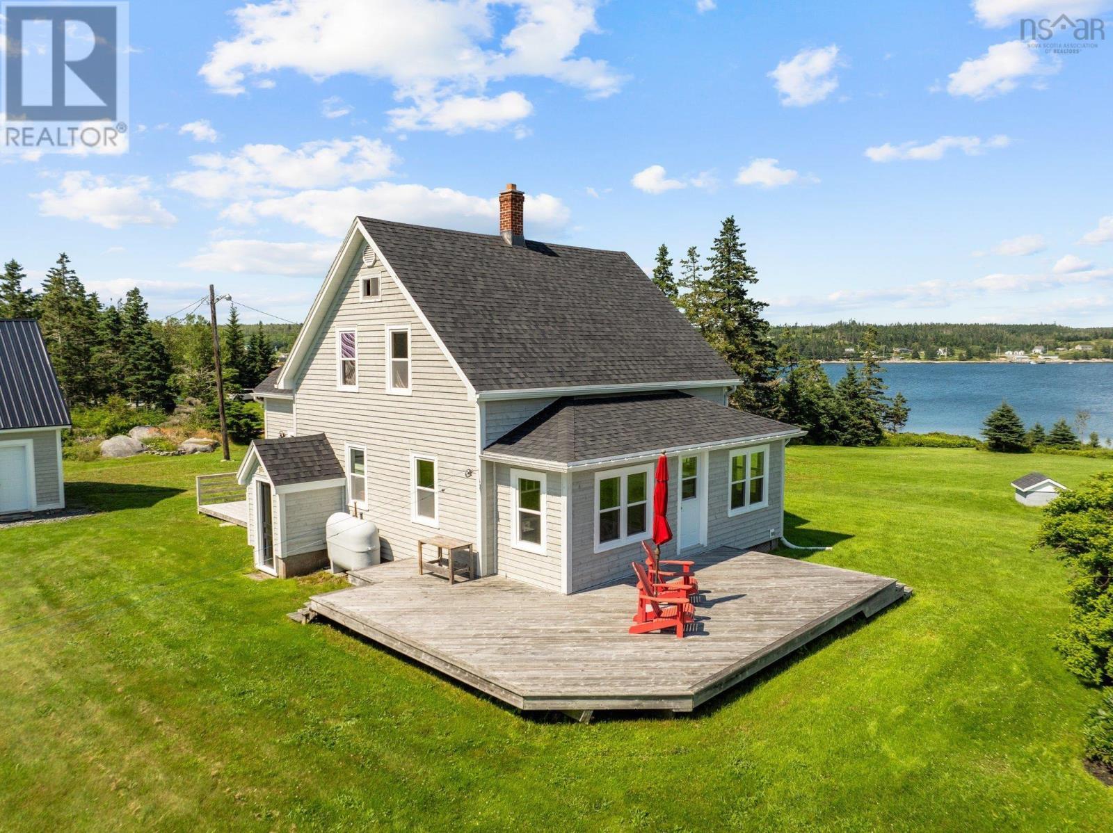 












172 Lintlops Road

,
Murphy Cove,




Nova Scotia
B0J3H0

