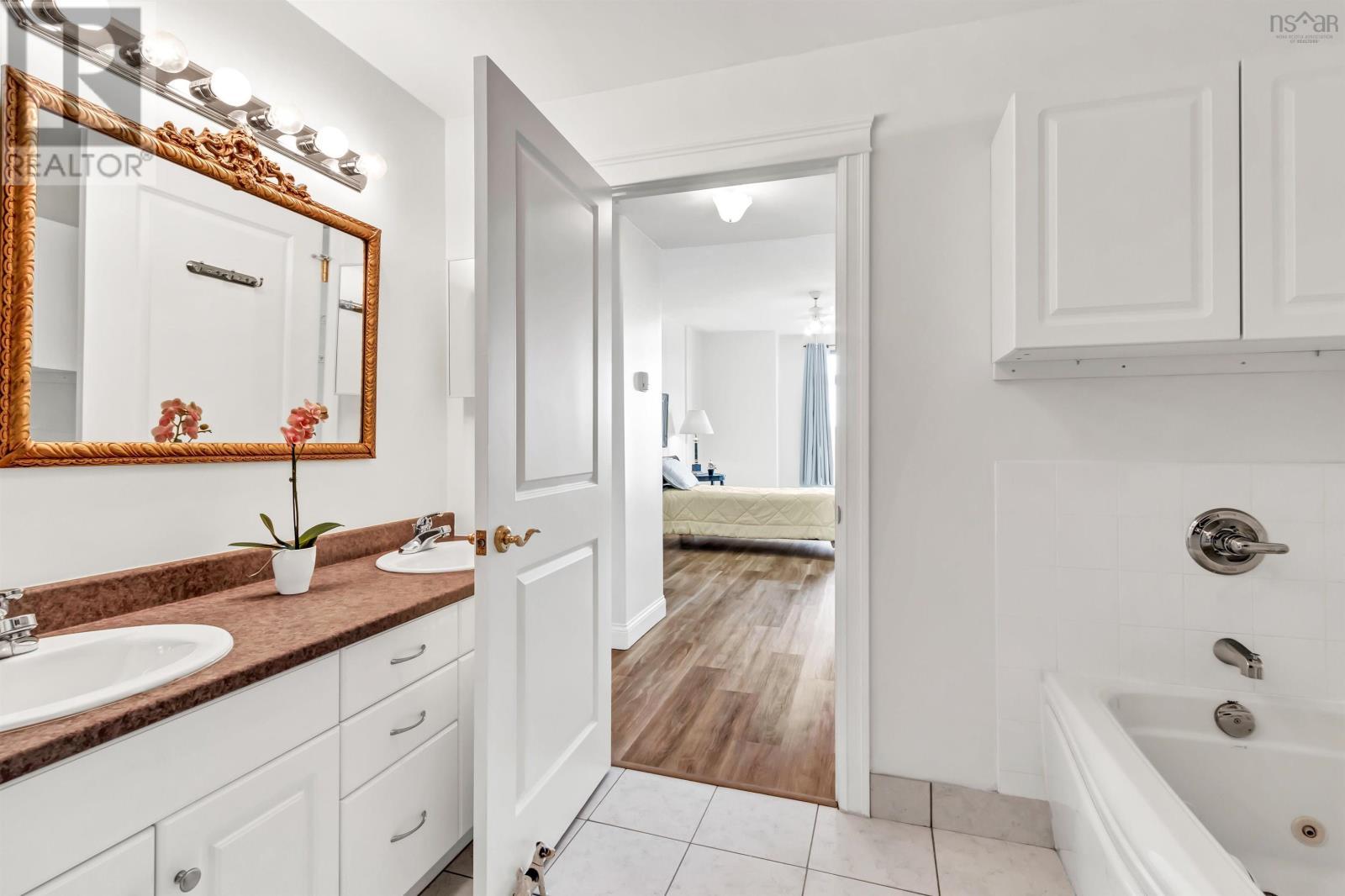 












404 202 Walter Havill Drive

,
Halifax,




Nova Scotia
B3N3M4


