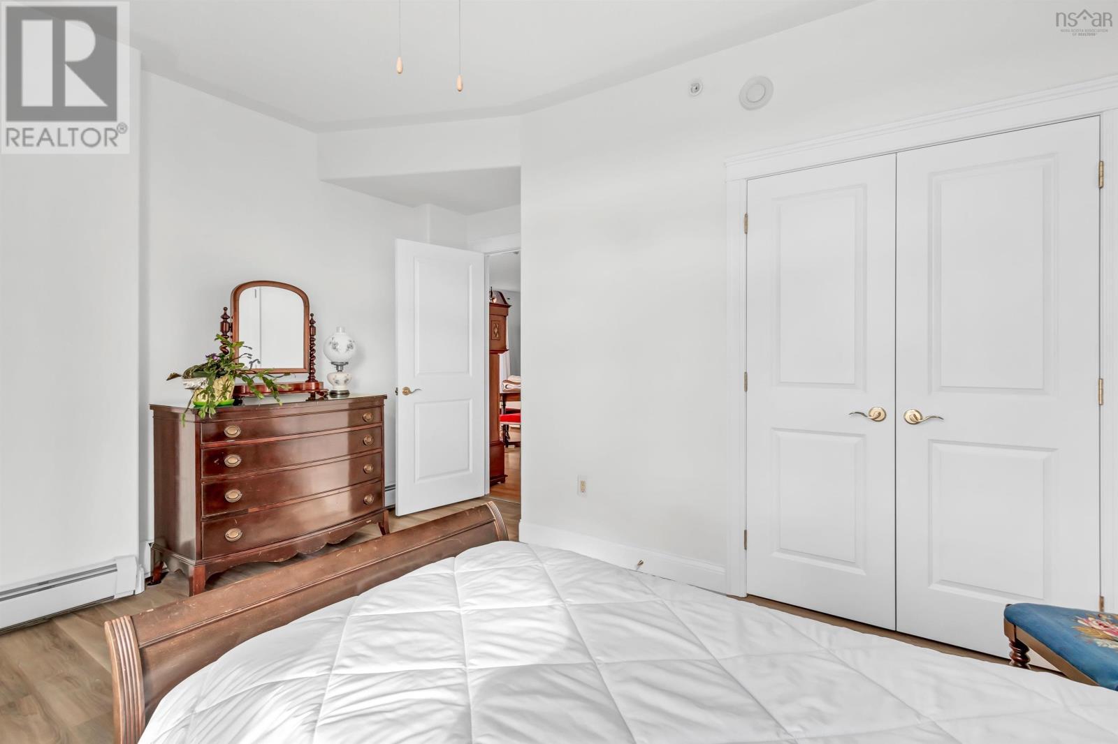 












404 202 Walter Havill Drive

,
Halifax,




Nova Scotia
B3N3M4

