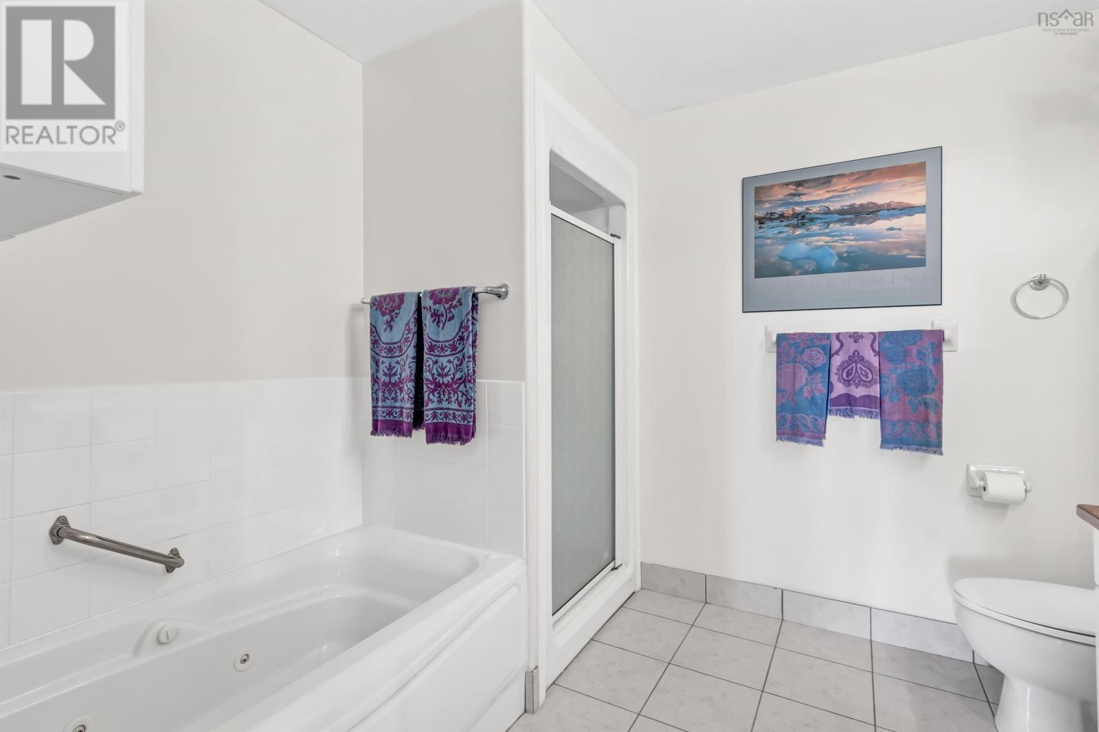 












404 202 Walter Havill Drive

,
Halifax,




Nova Scotia
B3N3M4

