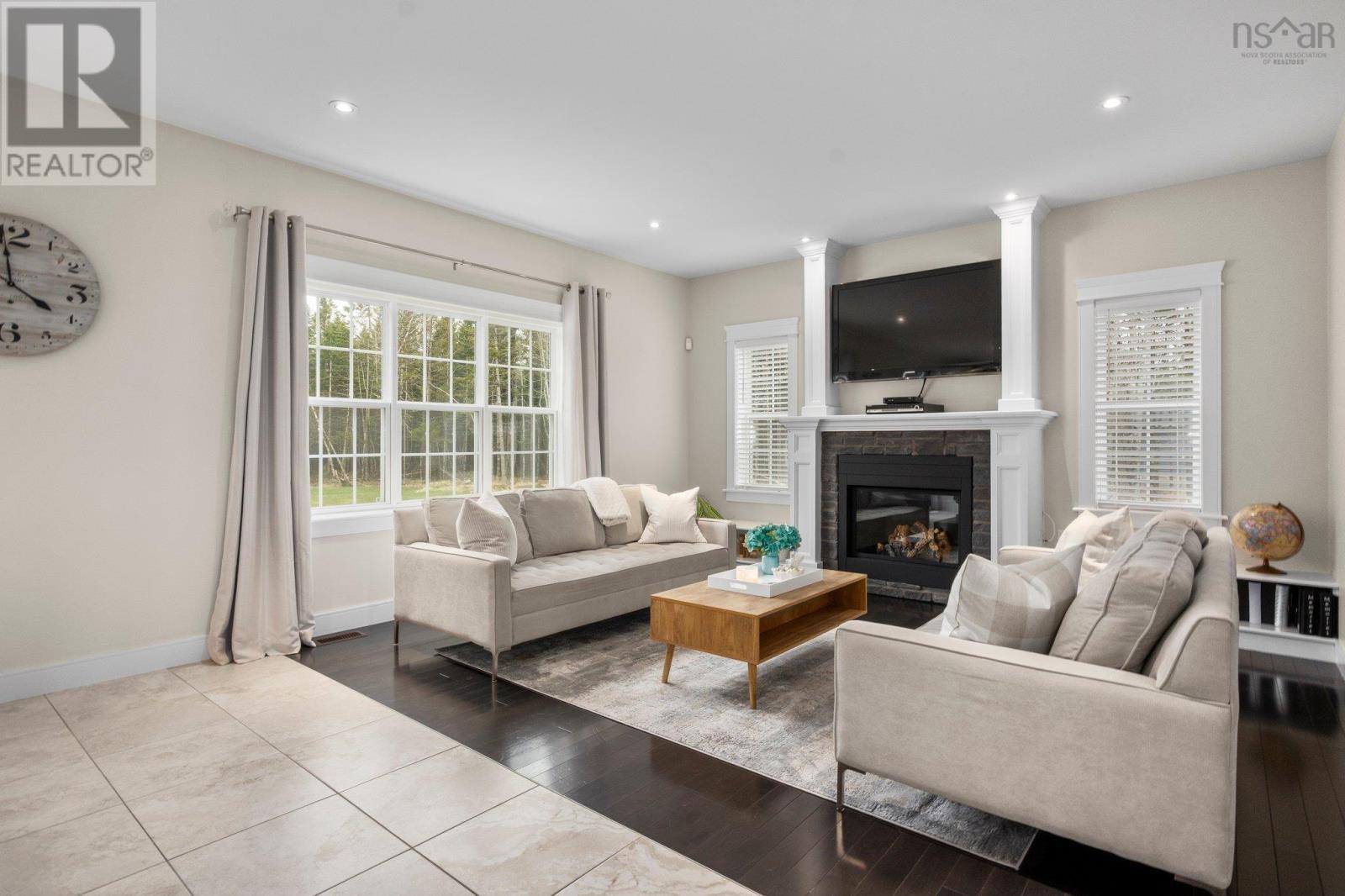












323 Royal Oaks Way

,
Belnan,




Nova Scotia
B2S0C2

