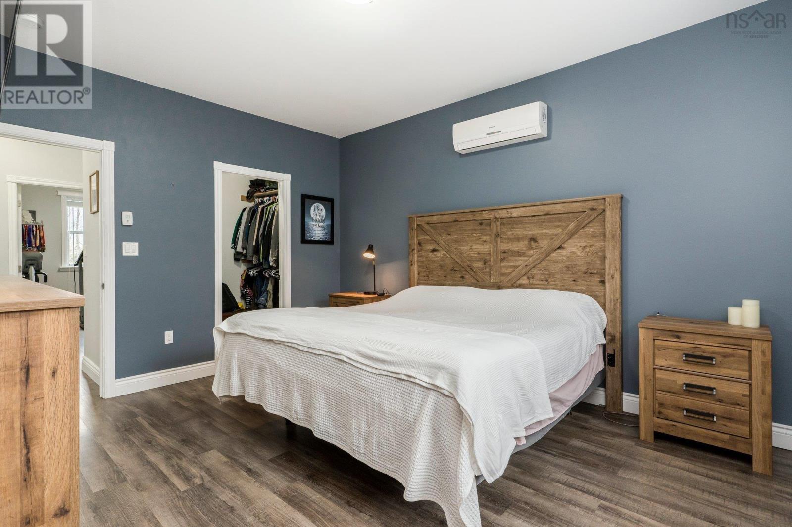 












206 Monte Vista Road

,
Enfield,




Nova Scotia
B2T1H9

