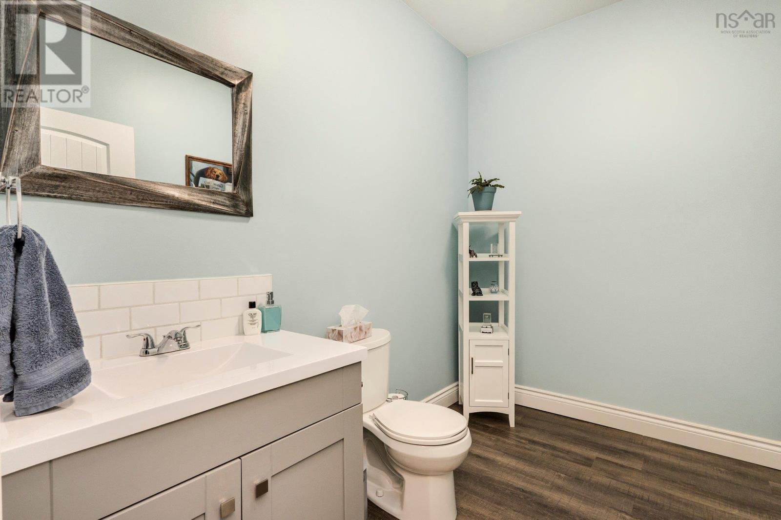 












206 Monte Vista Road

,
Enfield,




Nova Scotia
B2T1H9

