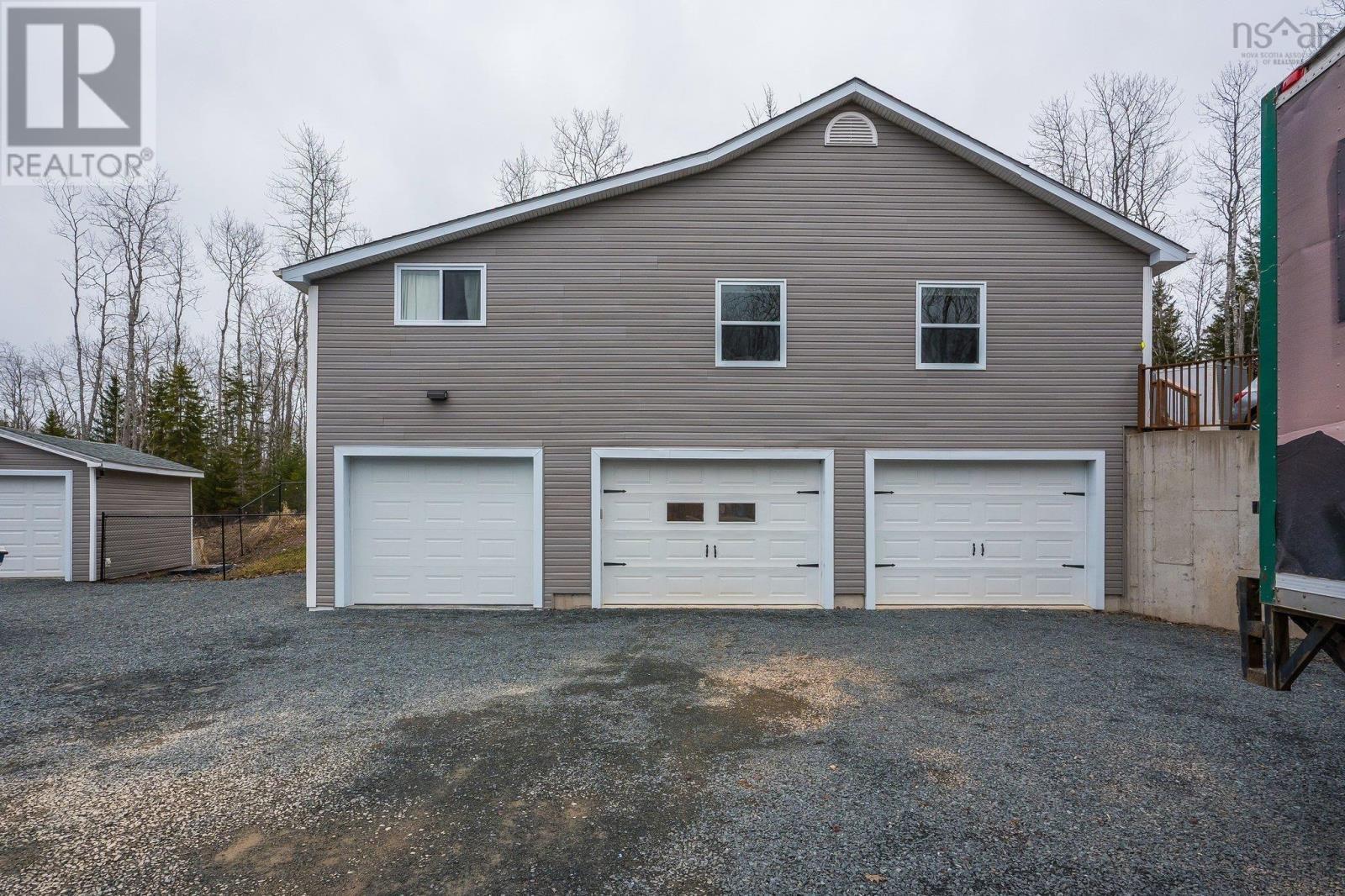 












206 Monte Vista Road

,
Enfield,




Nova Scotia
B2T1H9

