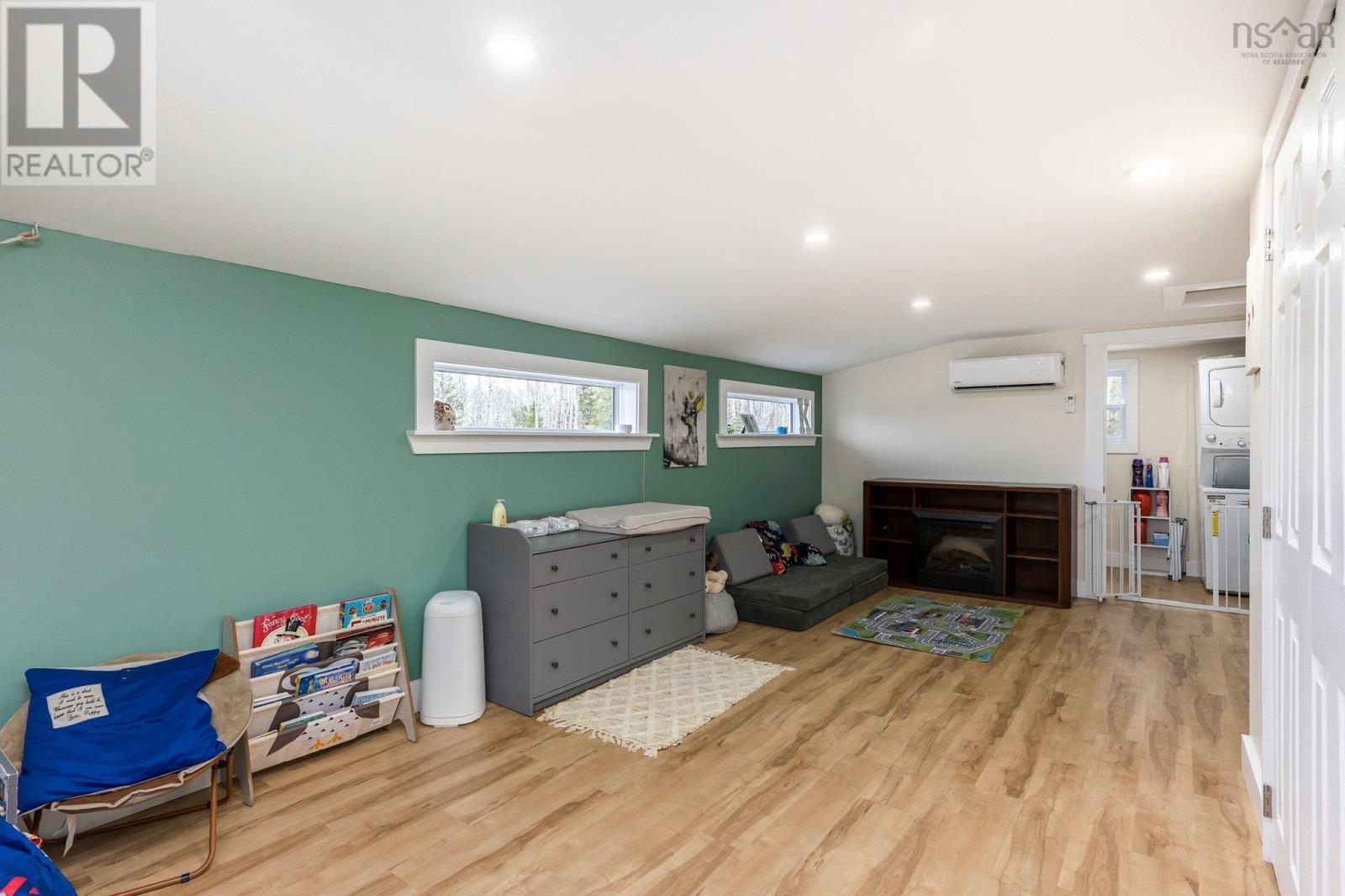 












206 Monte Vista Road

,
Enfield,




Nova Scotia
B2T1H9

