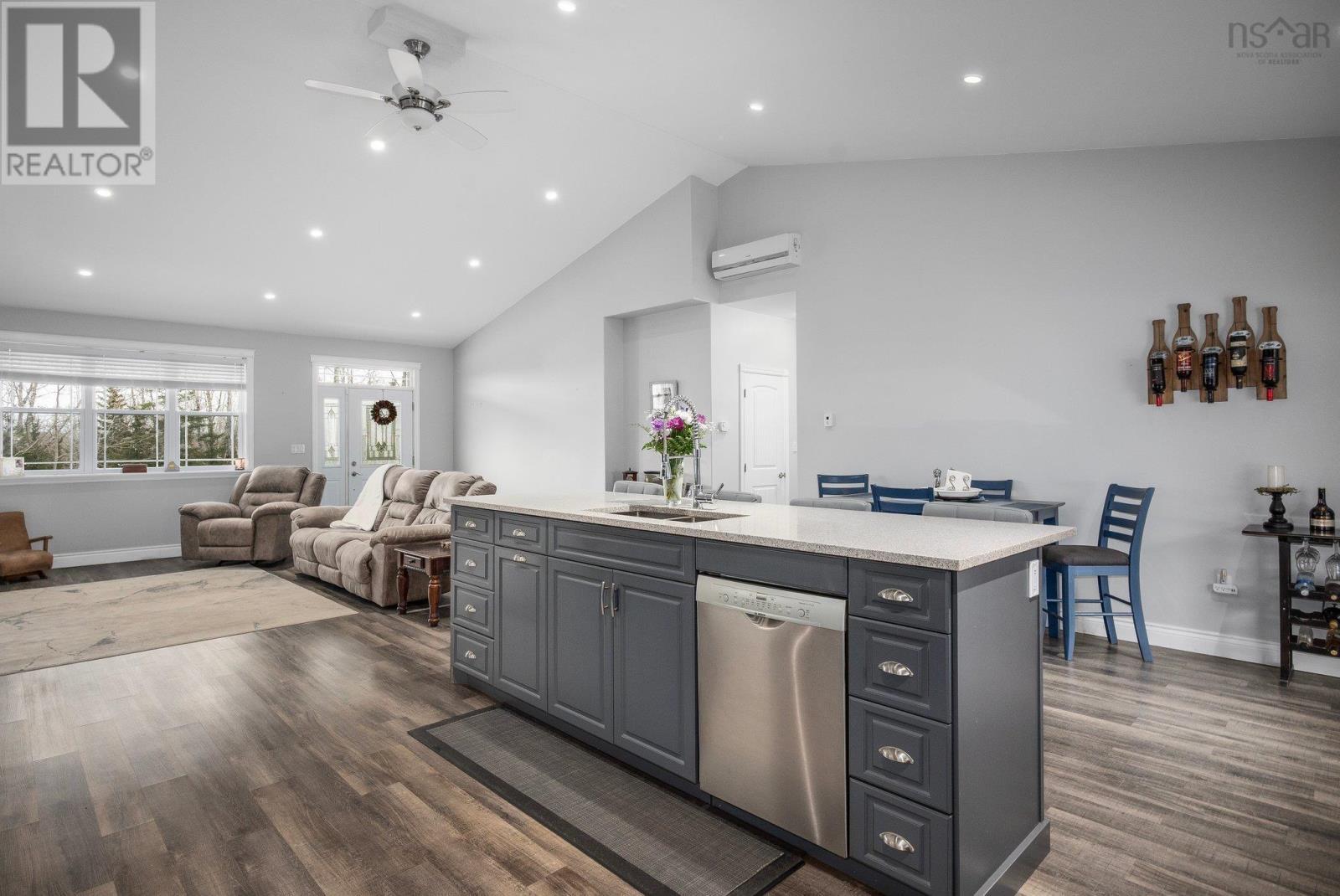 












206 Monte Vista Road

,
Enfield,




Nova Scotia
B2T1H9

