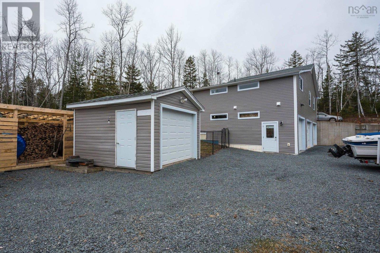 












206 Monte Vista Road

,
Enfield,




Nova Scotia
B2T1H9

