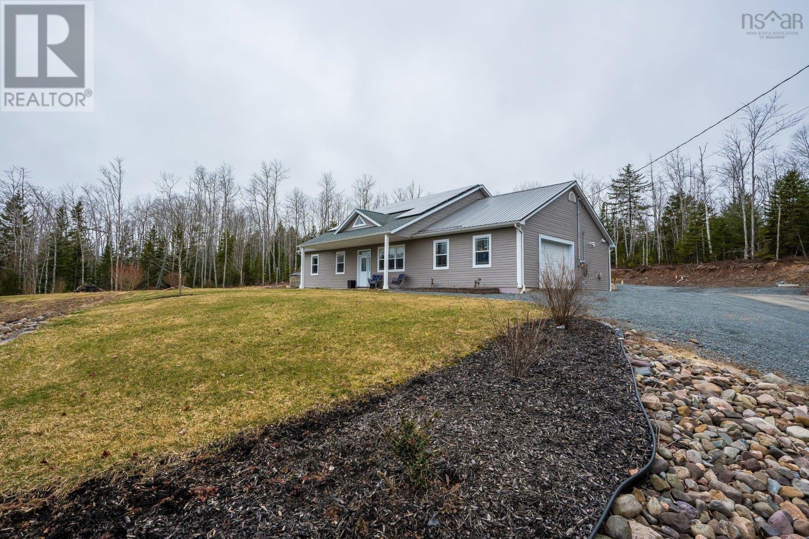 












206 Monte Vista Road

,
Enfield,




Nova Scotia
B2T1H9

