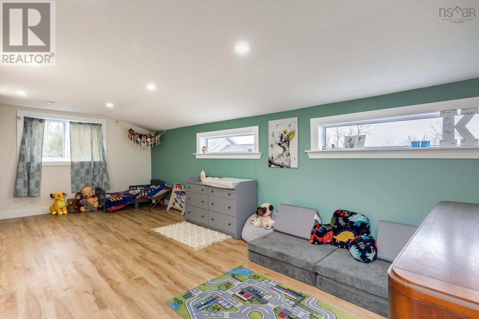 












206 Monte Vista Road

,
Enfield,




Nova Scotia
B2T1H9

