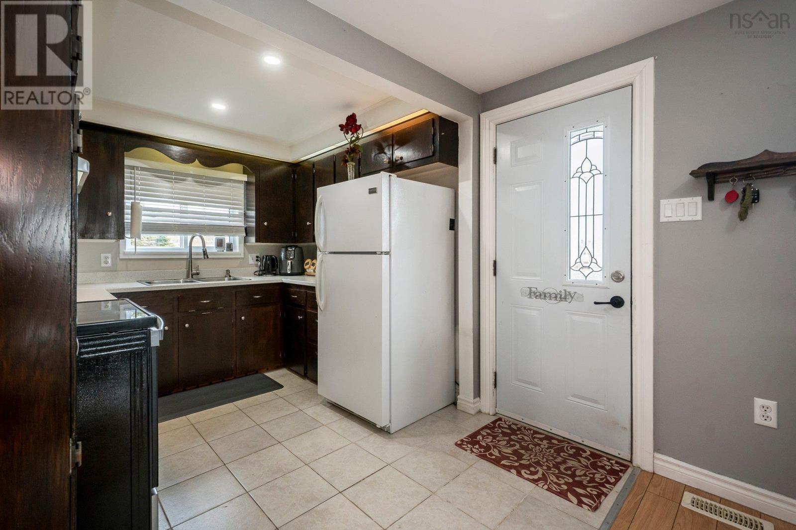 












171 Exhibition Grounds Road

,
Middle Musquodoboit,




Nova Scotia
B0N1X0

