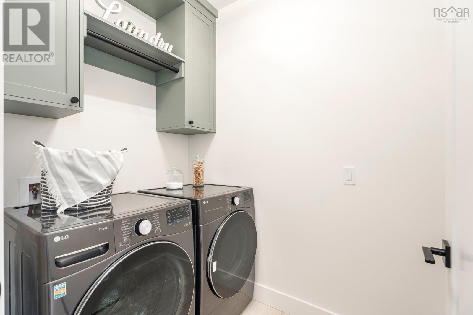 












355 Meadow View Way

,
Belnan,




Nova Scotia
B2S3K1

