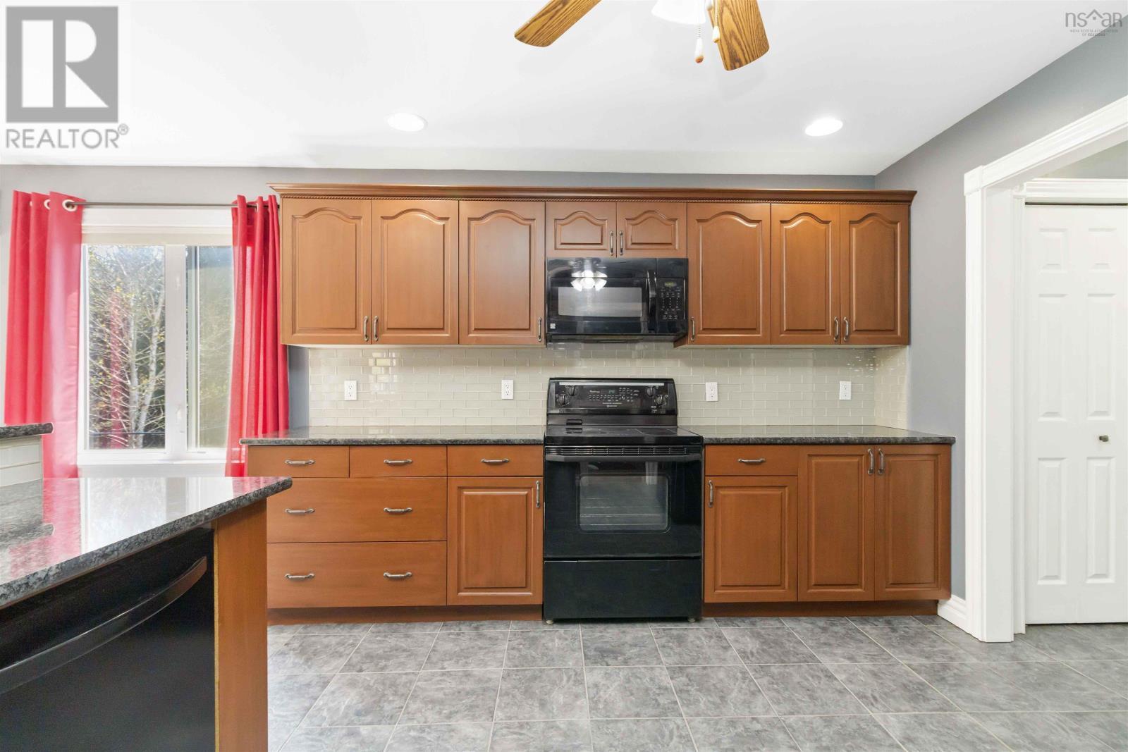 












291 Sambro Creek Road

,
Sambro Creek,




Nova Scotia
B3V1L8

