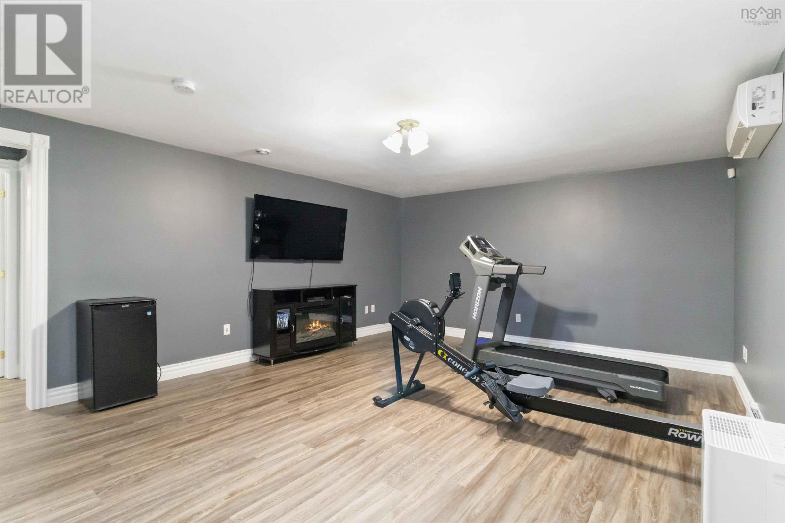 












291 Sambro Creek Road

,
Sambro Creek,




Nova Scotia
B3V1L8

