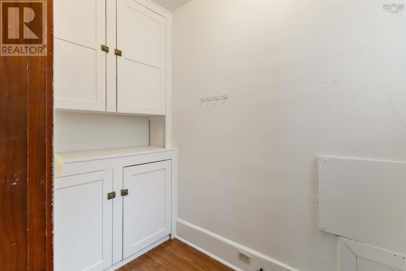 












16 Birches Drive

,
Halifax,




Nova Scotia
B3N1J1


