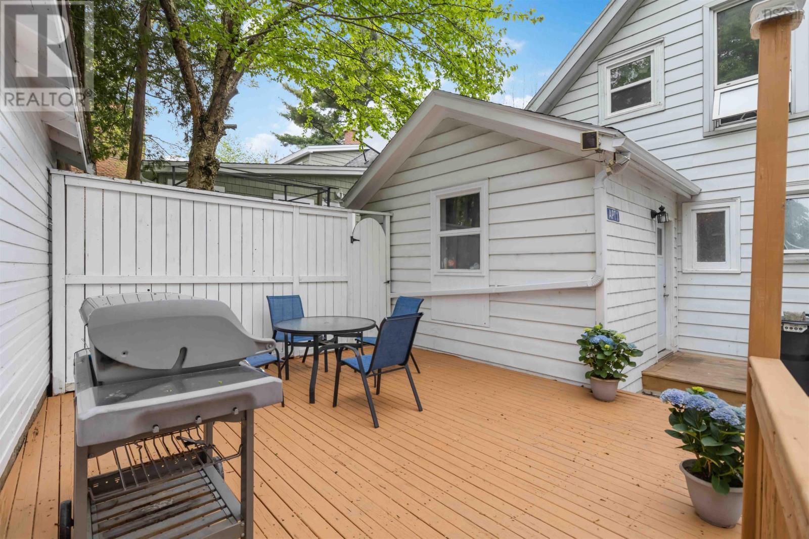 












16 Birches Drive

,
Halifax,




Nova Scotia
B3N1J1

